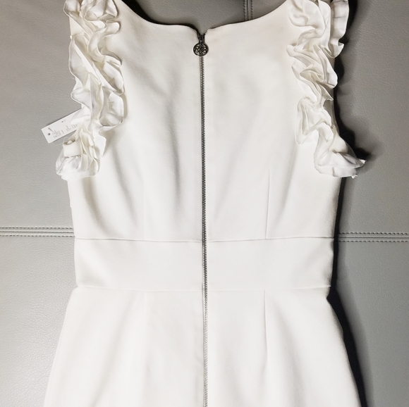 Size 4 Off-white sleeveless dress - Picture 7 of 10